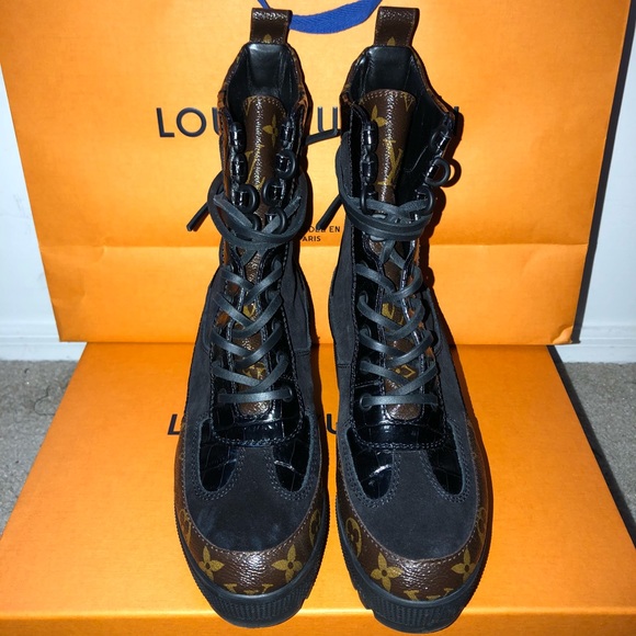 SOLD - Picture 1 of 7